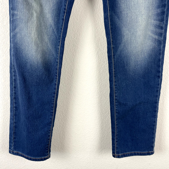 Uniqlo Grameen Jeans Womens Blue Small Medium Wash Tapered Stretchy Whiskering - Picture 3 of 13